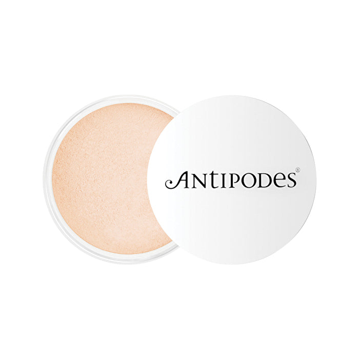 Antipodes Performance Plus Mineral Foundation met SPF 15 Porselein 11g